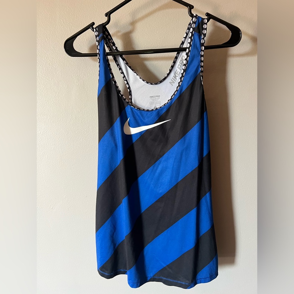 Nike work out tank